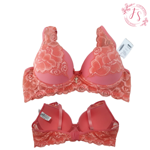 Sutiã e moda intima