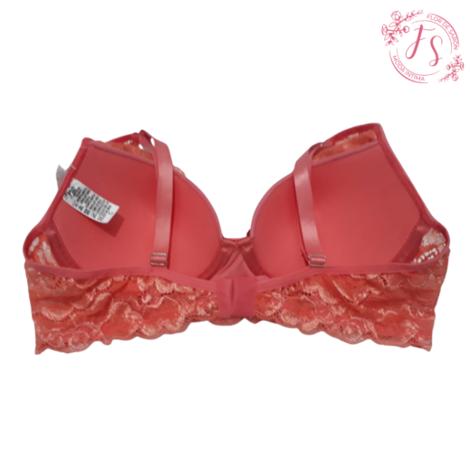 Sutiã e moda intima